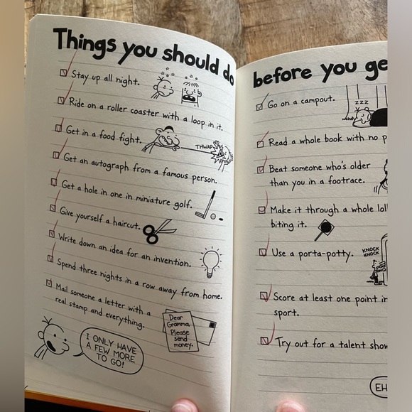 Lot of 5 books: The Yeti Files, Diary of a Wimpy Kid, Lego Star Wars, and Bone - Picture 12 of 13